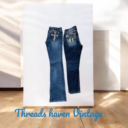 TH# 215. Vintage Y2K Miss Me Skinny & Fl..