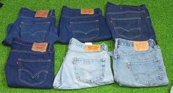 LEVI’S  SHORTS (D 181)