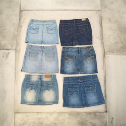 Oversize mini denim skirts
