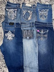 Y2k Emroidery Capri