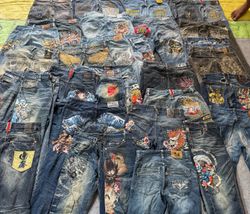 Japanes. embroidery Jeans Available