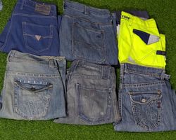 GUESS AND OTHER MIX BRANDS JEANS (A 85)