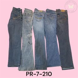 Light Wash Embroidered Wide Leg Jeans – Premium De..