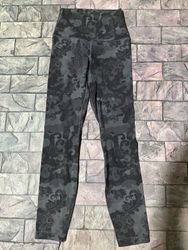 Lululemon leggings (EV-1)