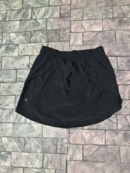 Lululemon shorts (EV/2)