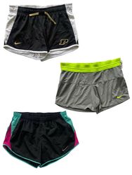 Vintage Nike nylon mini sport shorts (VB 05)