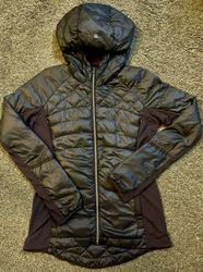 Lululemon hooded puffers 5 pieces