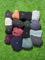 Lululemon mix bundle Leggings, Sports bra, Shorts,..