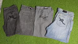 ROCAWEAR AND OTHER MIX BRANDS JEANS (A 54)