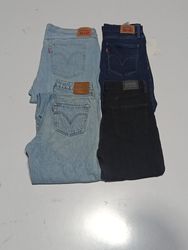 Levi's ladies Jeans RV # 1334