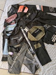 Pink leggings and t-shirt mix items Mix type