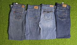 LEVI’S JEANS (B 45)