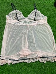 Victoria’s Secret Y2K Tank Tops (EV/30)