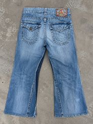Grade A/B True Religion Bootcut Jeans • Quantity: ..