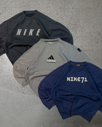 Premium vintage reseller lots sweatshirt
