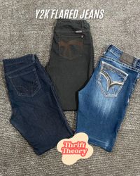 Y2K Flared Jeans - (21/08)