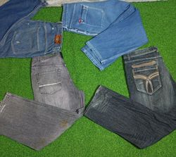 ROCAWEAR SOUTH POLE AND OTHER BRAND MEN WEAR HIP-H..