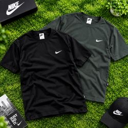 Abbigliamento vintage premium magliette Nike🎉