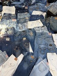 Miss Me & Rock Revival Bootcut Jeans ——— 17pcs