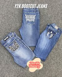 🔴 Y2K Bootcut Jeans - (23/10)