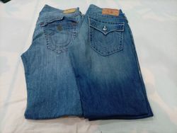CR11298 Vintage True Religion Men’s Jeans