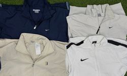 Nike windbreaker jacket