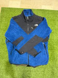 The North face flees 50 pices