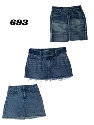 Fast fashion denim mini skirt(brand)wild fable,div..