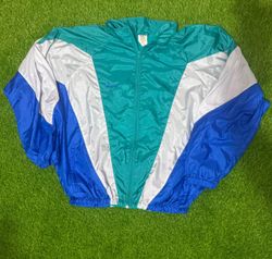 Addidas wind breaker