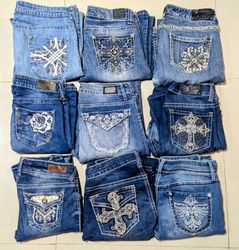 TRUE RELIGION AND OTHER BRAND WOMEN WEAR JEANS