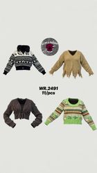 Y2K knitwear’s WR-2491