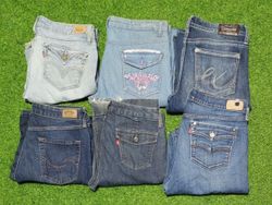 LEVI’S AND OTHER MIX BRANDS JEANS (B 66)