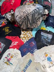 VINTAGE SWEATSHIRT