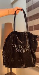 27 Stk. Victoria’s Secret Tragetaschen – Gemischte..