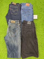Y2k women LEVI STRAUSS & CO or levis  jeans #1A