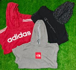 Mixed branded hoodie and sweatshirts