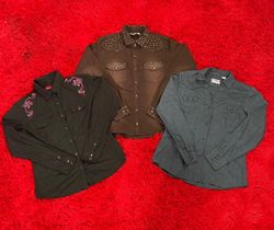 🔴 Y2K Button Up Blouses - wc#93 (09/09)