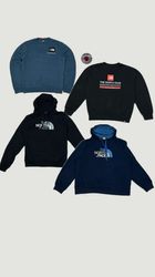 The north face sweatshirt’s WR2259