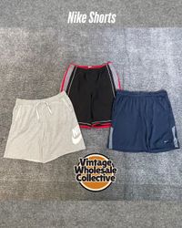🔴 Nike Shorts - (26/10)