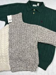 Mix branded sweater