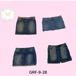 Y2K Denim Mini Skirt | Vintage 2000s Women’s Denim..