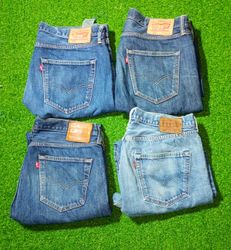 LEVI’S JEANS (A 158)