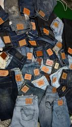 LEVI'S JEANS