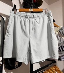 Lululemon short   23pcs grade A. 1pcs. Grade B