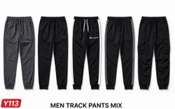 Sélection de pantalons cargo et de survêtements de..