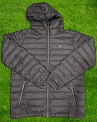 PATAGONIA JACKET AND PUFFERS 23PCS