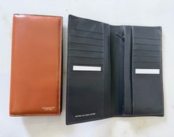 Coach Unisex wallet (NWT)