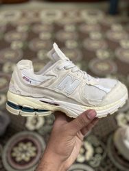 New Balance 2002r Sneakers
