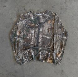 Real tree jungle print t-shirts