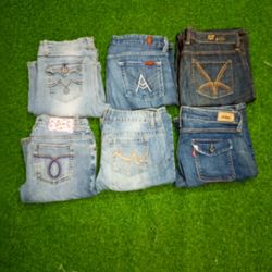 LEVI'S RUE21 AND OTHER BRAND JEANS WOMAN WEAR (B11..